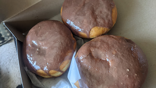 Donut Shop «Dandee Donut Factory», reviews and photos, 123 Pleasant St, Marblehead, MA 01945, USA