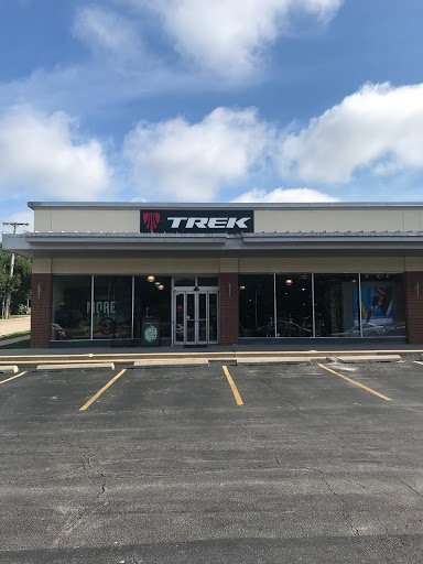 Bicycle Store «The Trek Bicycle Store of Kansas City-Shawnee», reviews and photos, 10412 Shawnee Mission Pkwy, Shawnee, KS 66203, USA