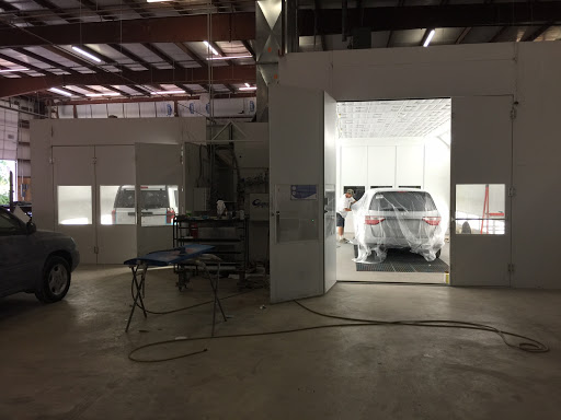 Auto Body Shop «Maaco Collision Repair & Auto Painting», reviews and photos, 4527 Metropolitan Ct, Frederick, MD 21704, USA