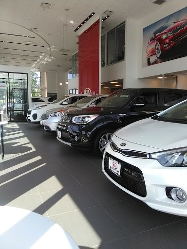 Car Dealer «Kia of Bedford», reviews and photos, 18180 Rockside Rd, Bedford, OH 44146, USA