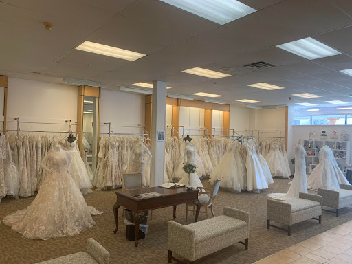 Bridal Shop «Paradise Bridals & Tuxedos», reviews and photos, 44 W Main St, Patchogue, NY 11772, USA