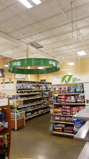 Pet Supply Store «PetSmart», reviews and photos, 2100 88th St, North Bergen, NJ 07047, USA