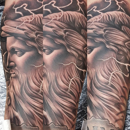 Tattoo Shop «Kingpin Tattoo», reviews and photos, 208 W Veterans Memorial Blvd, Harker Heights, TX 76548, USA