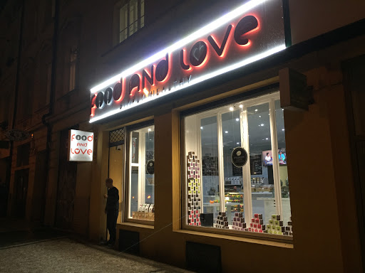 FOOD and LOVE - Bistro & Pizza Delivery Prague