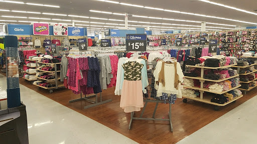 Shopping Mall «Anaheim Plaza», reviews and photos, 510 N Euclid St, Anaheim, CA 92801, USA