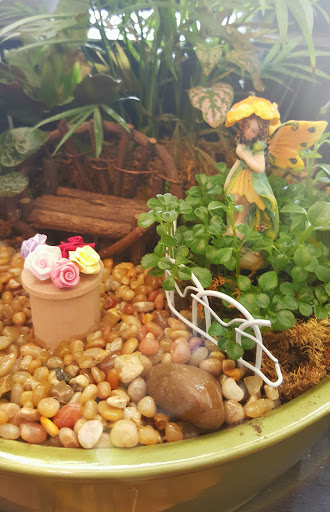 Florist «Shananne Cain Florist Inc», reviews and photos, 123 N Central Ave, Umatilla, FL 32784, USA