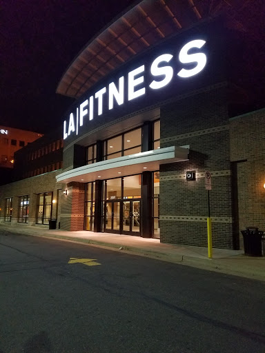 Gym «LA Fitness», reviews and photos, 22327 Moross Rd, Detroit, MI 48236, USA