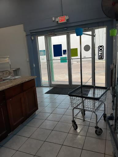 Laundromat «The Laundry Basket», reviews and photos, 521 S Canal St, Carlsbad, NM 88220, USA