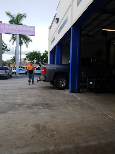 Tire Shop «Homestead Tire & Auto Service Center», reviews and photos, 406 Washington Ave, Homestead, FL 33030, USA