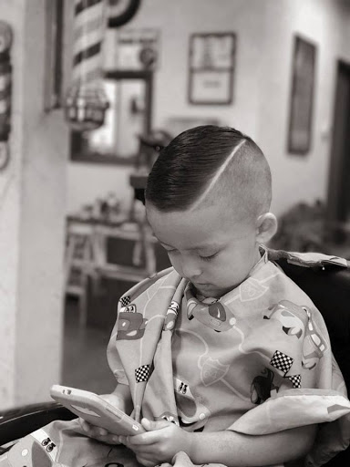 Barber Shop «Vintage Barbershop LLC», reviews and photos, 26 E Debbie Ln, Mansfield, TX 76063, USA