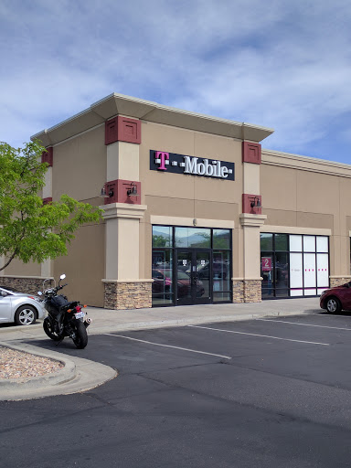 T-Mobile, 7168 Plaza Center Dr Suite 110, West Jordan, UT 84084, USA, 