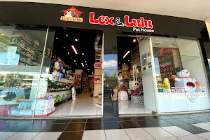 Lex and Lulu Pet House image