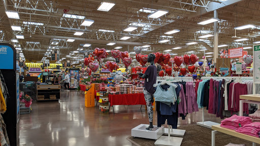 Grocery Store «Fred Meyer», reviews and photos, 3300 Portland Rd, Newberg, OR 97132, USA