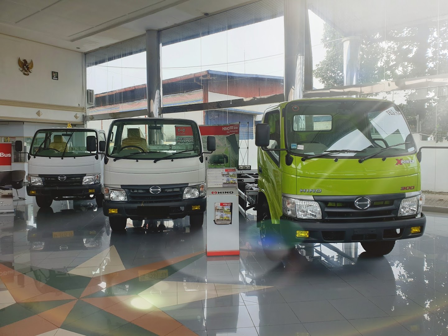 Gambar Dealer Hino Medan Sisingamangaraja