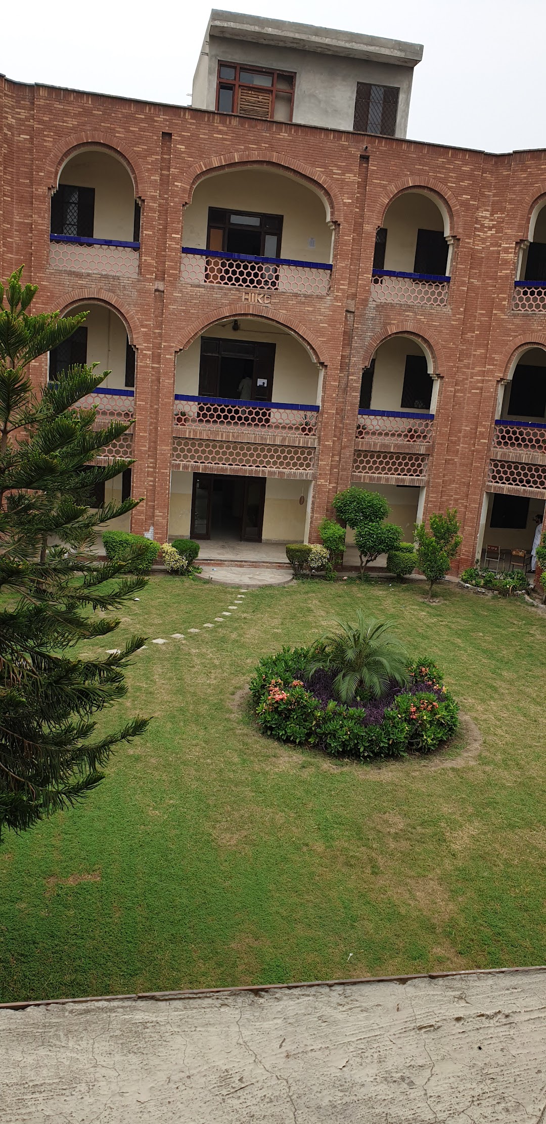 Himayat-e-Islam College for Women