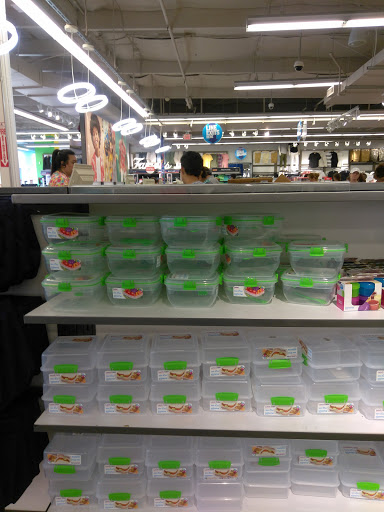 Clothing Store «Old Navy», reviews and photos, 2899 El Camino Real, Tustin, CA 92782, USA