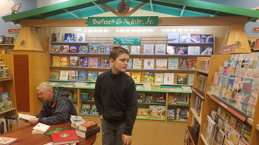 Book Store «Barnes & Noble», reviews and photos, 4325 24th Ave, Fort Gratiot Twp, MI 48059, USA