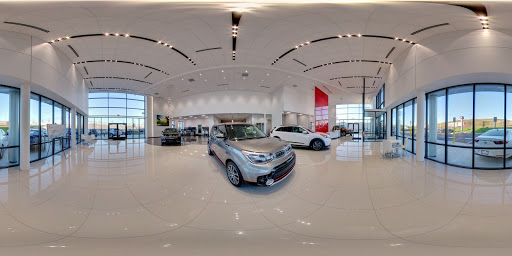 Car Dealer «Summit Place Kia», reviews and photos, 2200 Elizabeth Lake Rd, Waterford Twp, MI 48328, USA