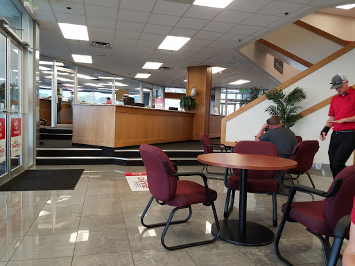 Toyota Dealer «Tony Divino Toyota», reviews and photos, 777 W Riverdale Rd, Riverdale, UT 84405, USA