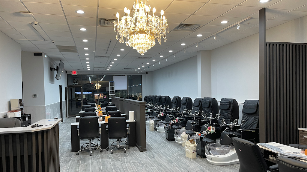 Vivi Nail Spa 11752