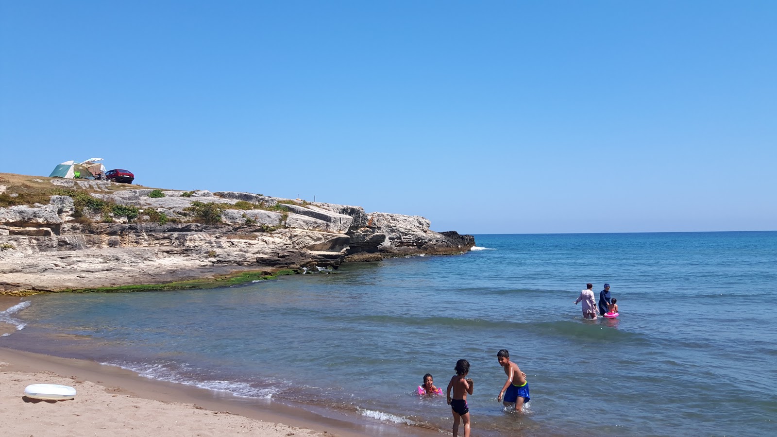 Foto di Babali Plaji e l'insediamento