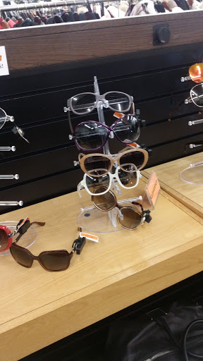 Clothing Store «Opitz Outlet», reviews and photos, 4320 Excelsior Blvd, St Louis Park, MN 55416, USA