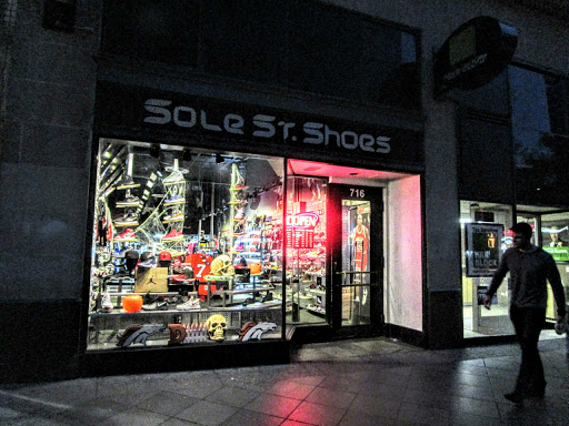 Sole Street Shoes, 716 16th St # 1, Denver, CO 80202, USA, 