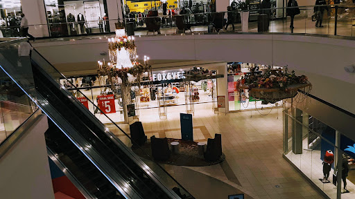 Shopping Mall «Fashion Outlets of Chicago», reviews and photos, 5220 Fashion Outlets Way, Rosemont, IL 60018, USA