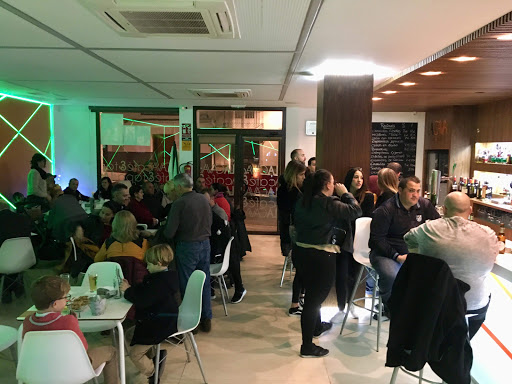 Información y opiniones sobre La CAVA Cafe & Tapas de Baza