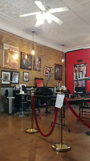 Tattoo Shop «Cardinal Tattoo», reviews and photos, 110 N Water Ave, Gallatin, TN 37066, USA