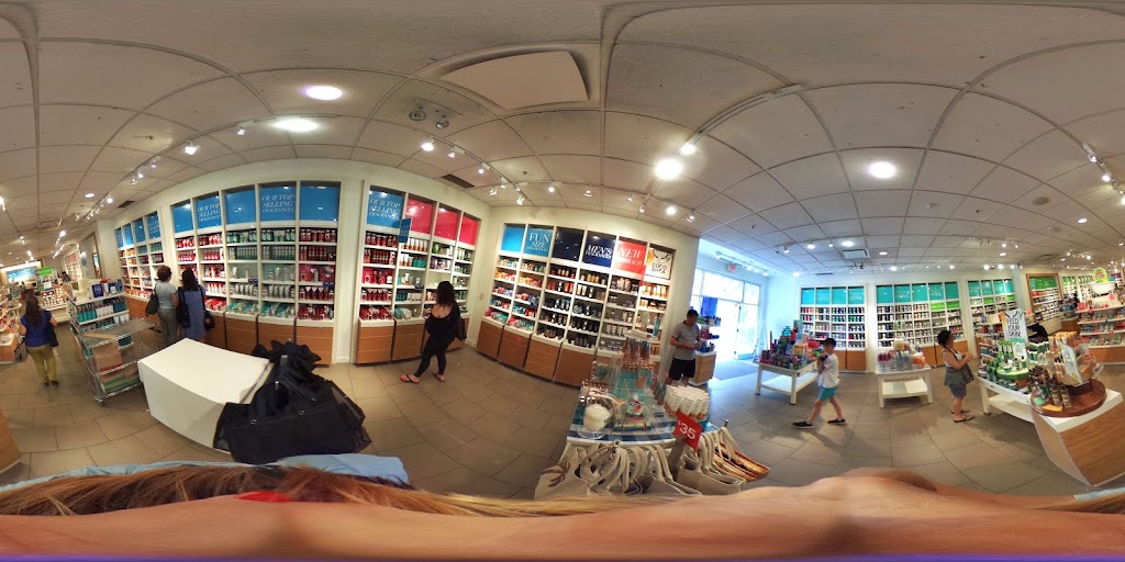 Bath & Body Works Oak Ridge, FL 32819 Services, Reviews, Hours and