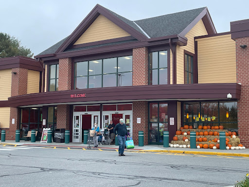 Grocery Store «Hannaford Supermarket», reviews and photos, 65 Portland Rd #9, Kennebunk, ME 04043, USA