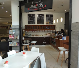 Ambeans Stellenbosch Square photo