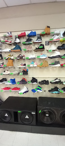 Pawn Shop «EZPAWN», reviews and photos, 1001 N Beckley Ave #608, DeSoto, TX 75115, USA