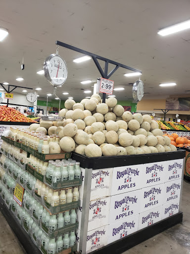 Grocery Store «El Super», reviews and photos, 9710 Woodman Ave, Pacoima, CA 91331, USA