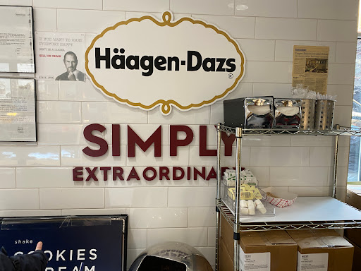 Ice Cream Shop «Haagen-Dazs Ice Cream Shop», reviews and photos, 675 Lionshead Pl, Vail, CO 81657, USA