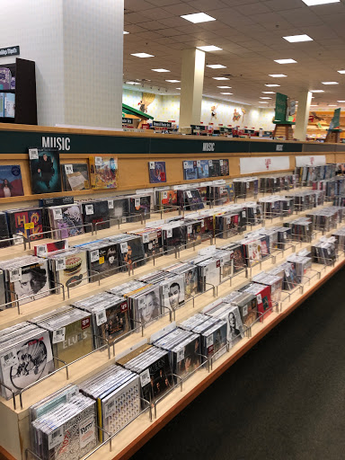 Book Store «Barnes & Noble», reviews and photos, 631 E Boughton Rd, Bolingbrook, IL 60440, USA