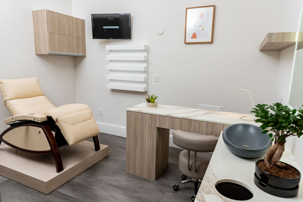 Lorelié Salon & Spa Suites Cooper City, FL 33024 Services and Reviews