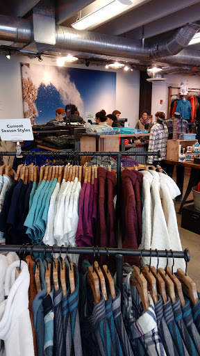 Clothing Store «Patagonia Outlet Salt Lake City», reviews and photos, 2292 S Highland Dr, Salt Lake City, UT 84106, USA