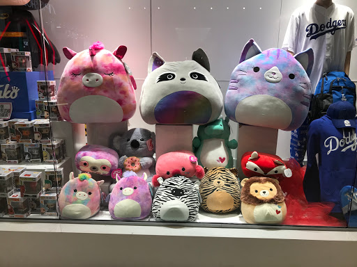 Gift Shop «Aahs! The Ultimate Gift Store», reviews and photos, 260 Del Amo Cir Blvd, Torrance, CA 90503, USA