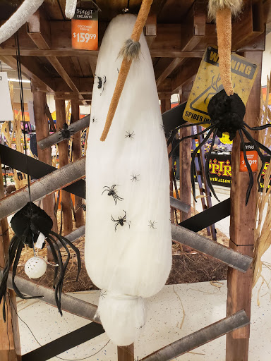 Shopping Mall «The Shops at Fox River», reviews and photos, 3340 Shoppers Dr, McHenry, IL 60051, USA