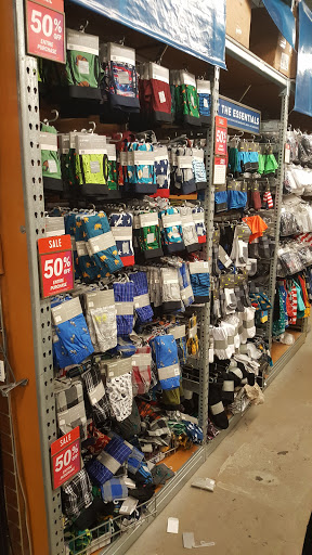 Clothing Store «Old Navy», reviews and photos, 3885 NE 163rd St, North Miami Beach, FL 33160, USA