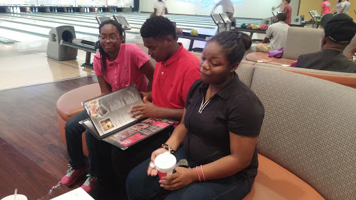 Bowling Alley «Spare Time Entertainment Trussville», reviews and photos, 3600 Roosevelt Blvd, Birmingham, AL 35235, USA