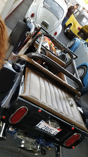 Elk Grove Volkswagen image