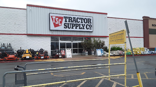 Tractor Supply Co., 5470 Landers Rd, North Little Rock, AR 72117, USA, 