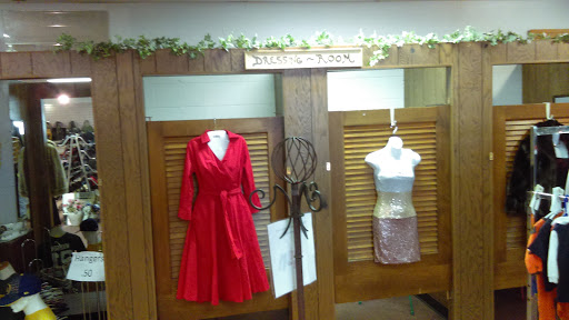 Thrift Store «Nifty Thrifty Shop LLC», reviews and photos, 4200 39th Ave, Kenosha, WI 53144, USA