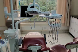 Glitz Dental Clinic image