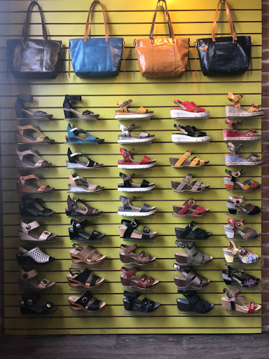 Shoe Store «The Shoe Mill», reviews and photos, 398 S Mill Ave, Tempe, AZ 85281, USA