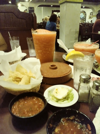 Shopping Mall «La Sierra Plaza Shopping Center», reviews and photos, La Sierra Ave, Riverside, CA 92505, USA