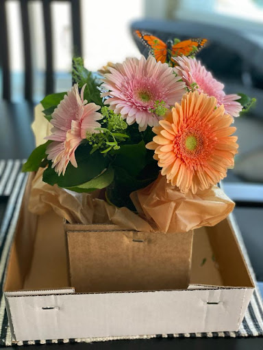 Florist «Viviano Flower Shop», reviews and photos, 32050 Harper Ave, St Clair Shores, MI 48082, USA